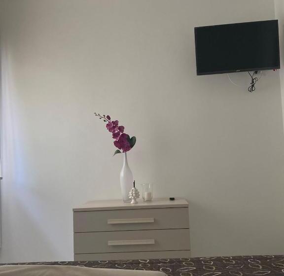 شقة غرفة نوم واحدة بالطابق الأرضى, B&b Le Rocce