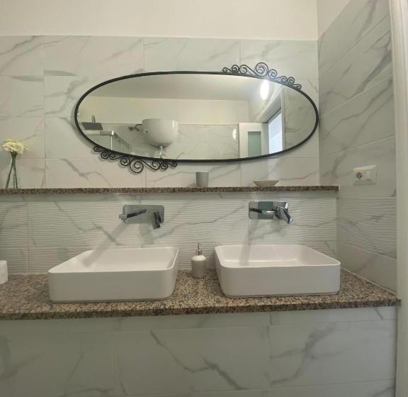 Апартаменты 1 Спальня Нижний Этаж, B&b Le Rocce