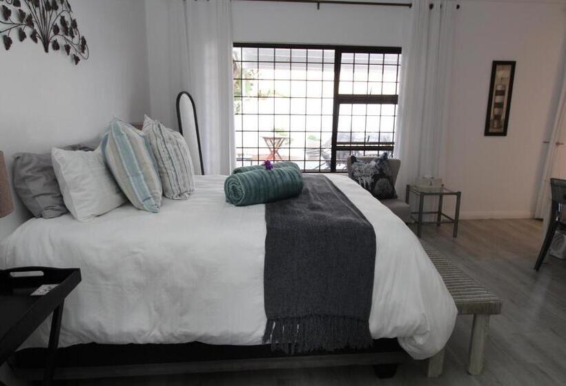 سوییت لوکس, Beach Break B&b   Deluxe Suites