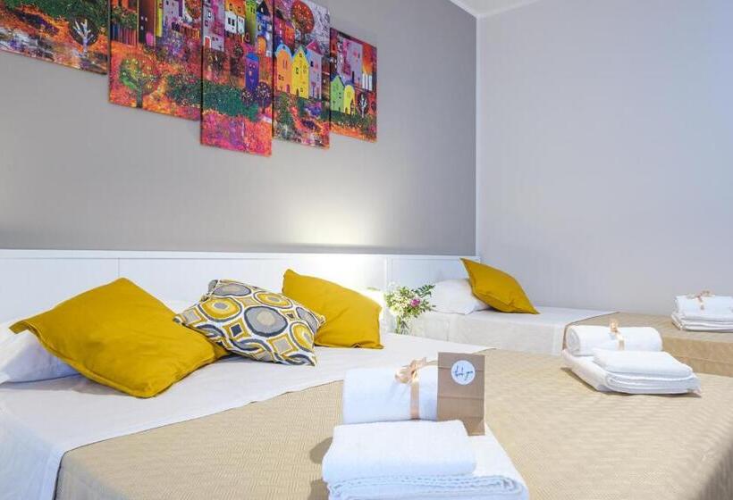 اتاق استاندارد سه تخته با بالکن, Home52