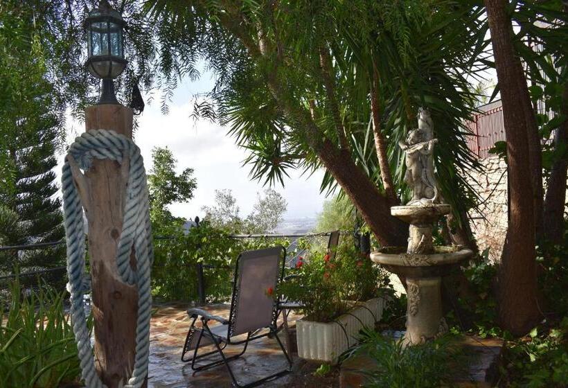 Номер Стандарт Вид на Море, Romantica