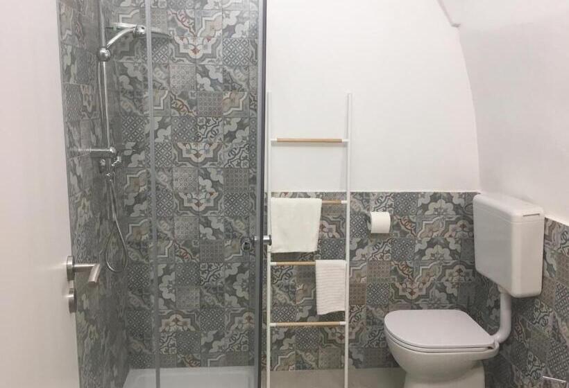 Номер Стандарт, Bed & Breakfast Piazza Matteotti