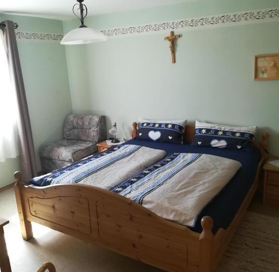 Номер Стандарт, Hanslbauernhof