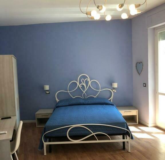 اتاق خانوادگی, Km 0 Dal Centro By Tiziana Monaldi