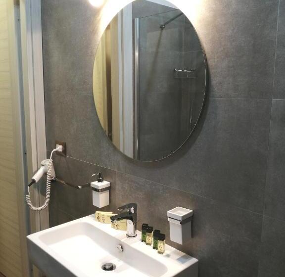 اتاق لوکس, Km 0 Dal Centro By Tiziana Monaldi