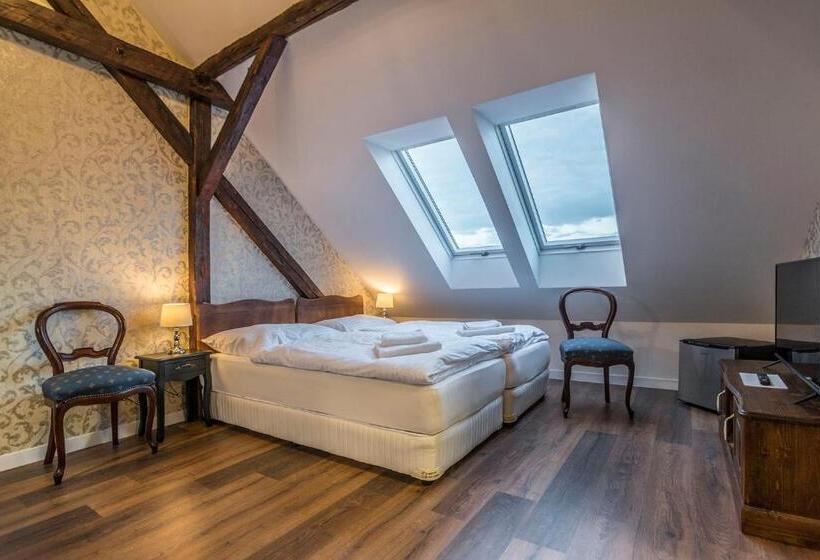 スタンダードルーム, Contactless Check In Retro Apartments Bosak