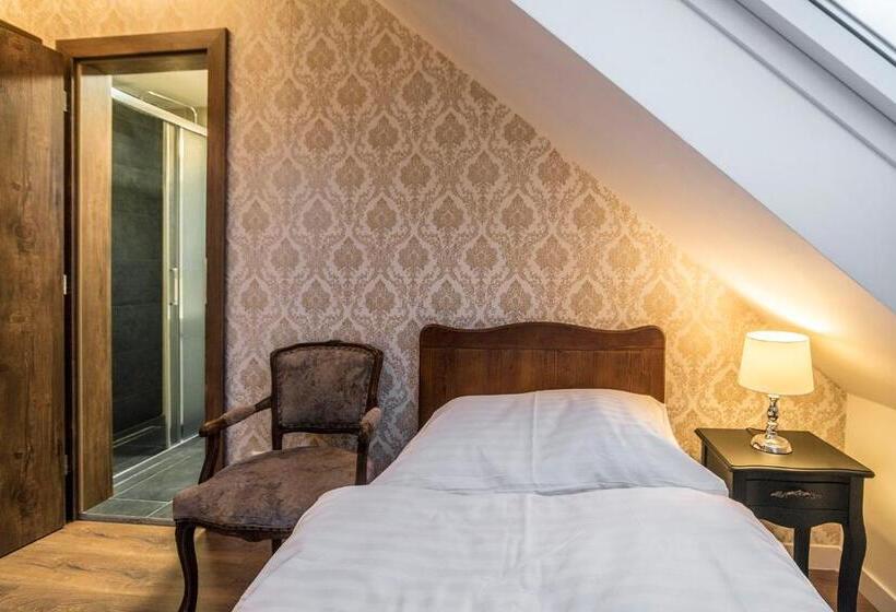 スタンダードルーム, Contactless Check In Retro Apartments Bosak