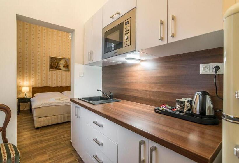 バルコニー付きデラックスルーム, Contactless Check In Retro Apartments Bosak