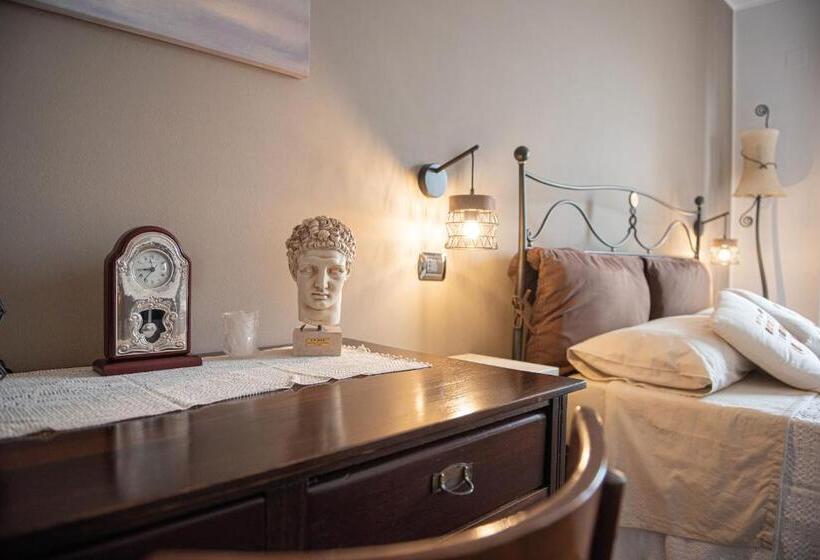 غرفة ديلوكس ذات إطلالة جانبية على البحر, Torrevarata   Guest Rooms