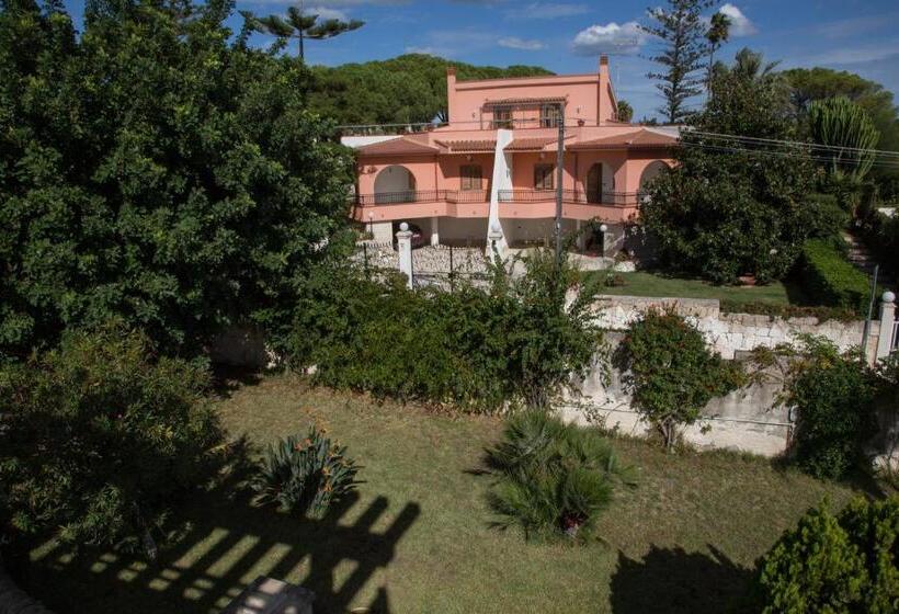 חדר דלוקס עם מרפסת נוף לים, Villa Vega