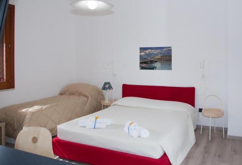 חדר סטנדרט לשלושה, Villa Vega