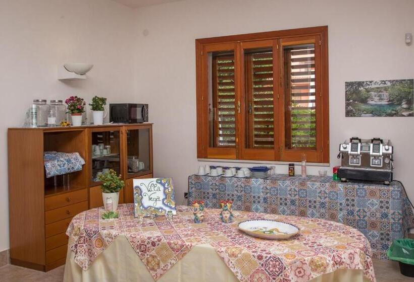 חדר סטנדרט לשלושה, Villa Vega