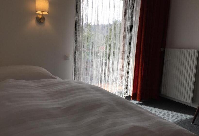 Quarto Estandar, Gästehaus Fäßle