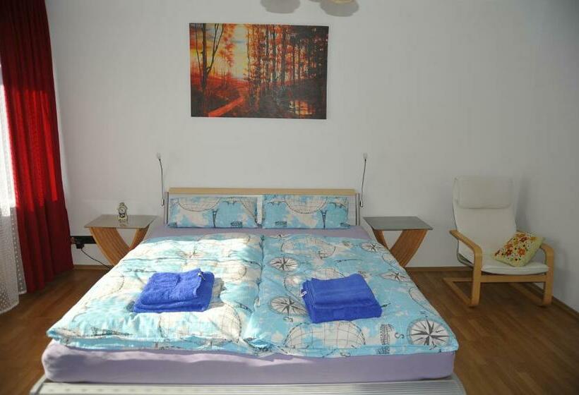 스탠다드 룸, Zur Herzklinik