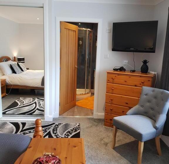 اتاق استاندارد, Delny Muir House