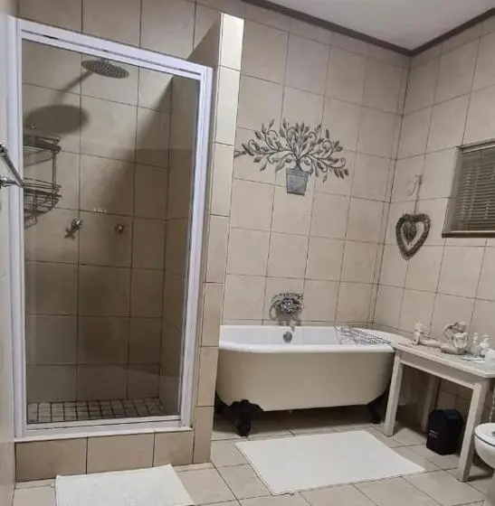 スタンダードルーム, Kliprand Guest House