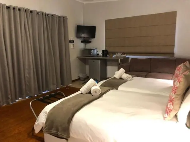 スタンダードトリプルルーム, Kliprand Guest House