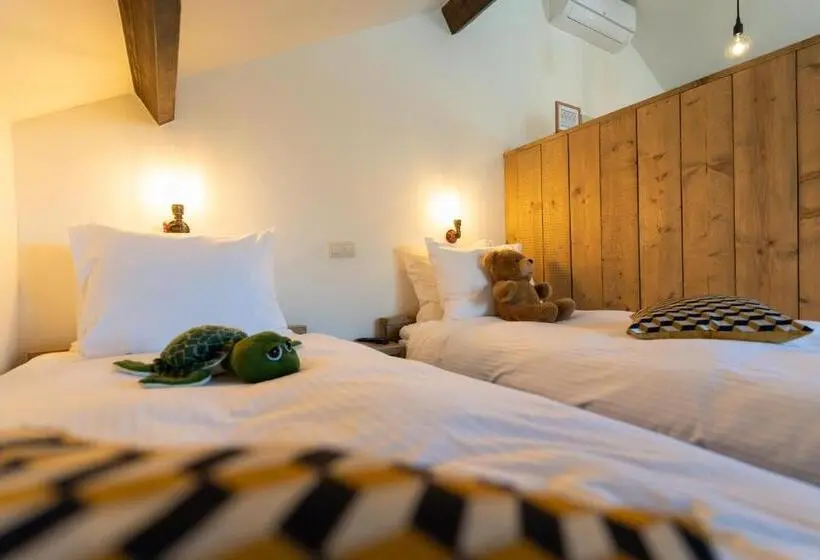 デラックスの４人部屋, Bed & Breakfast  T Vèèrke