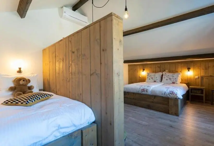 デラックスの４人部屋, Bed & Breakfast  T Vèèrke
