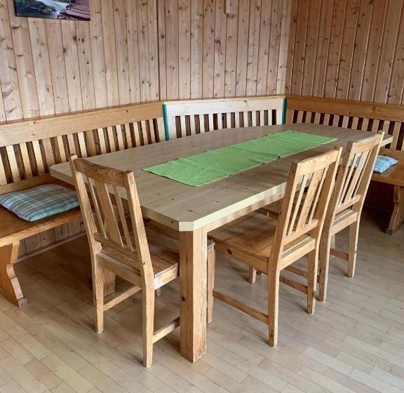 شقة غرفة واحدة, Bio Hof Windhaber