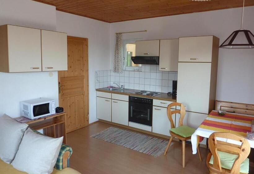 شقة غرفة واحدة, Bio Hof Windhaber