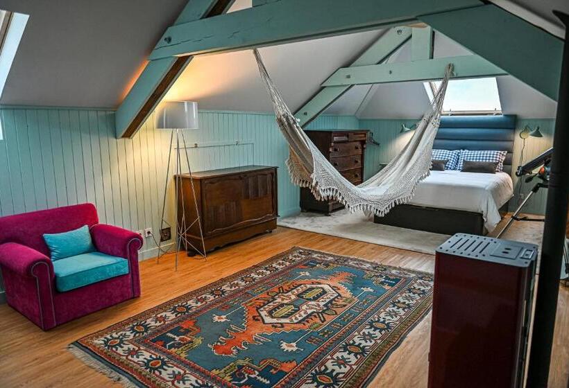 سوییت جونیور, Vintage Balcony Guesthouse