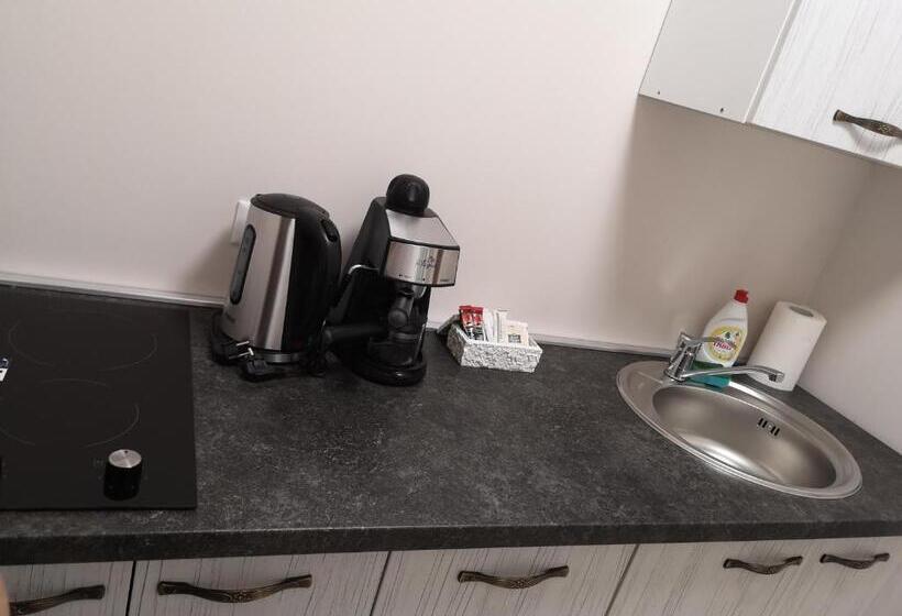 إستوديو قياسى, Yns Rooms