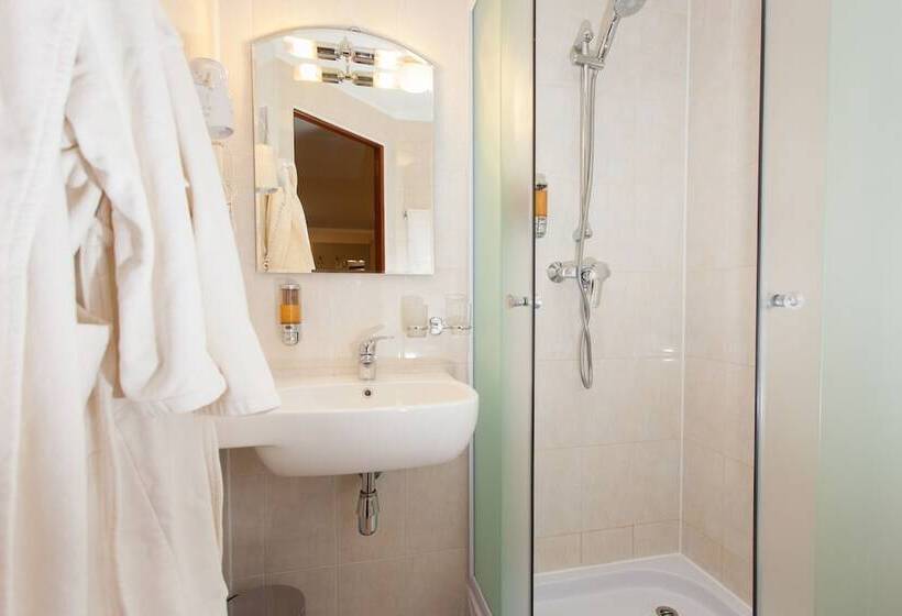 Номер бизнес-класса, Amaks Premier Hotel