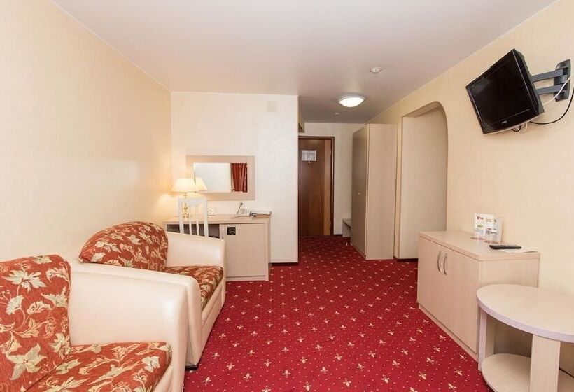 سوییت, Amaks Premier Hotel