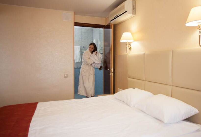 Люкс, Amaks Premier Hotel