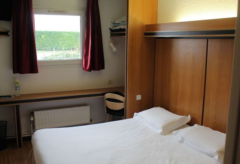 Номер Стандарт, Brit Hotel La Bonne Etape