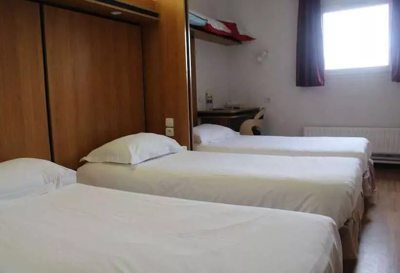 اتاق استاندارد سه نفره, Brit Hotel La Bonne Etape