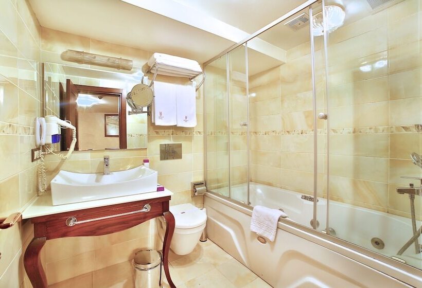 חדר סופריור עם ג'קוזי, Amethyst