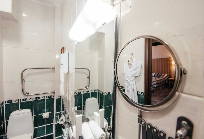 اتاق استاندارد یک نفره, Aurora