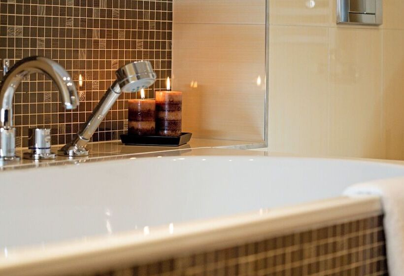 اتاق کلاس بیزنس, Avance