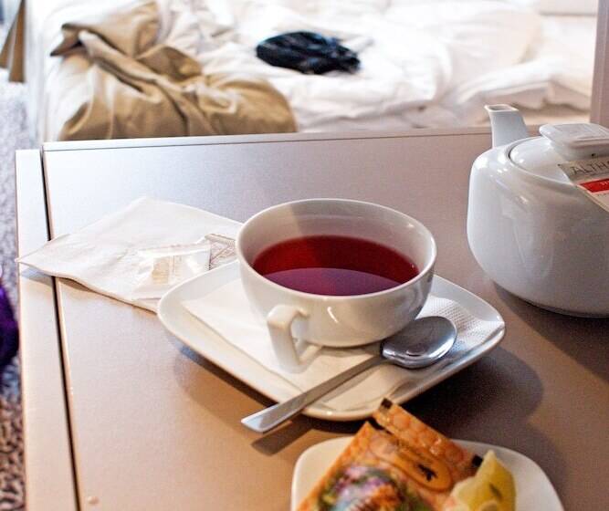 اتاق کلاس بیزنس, Avance