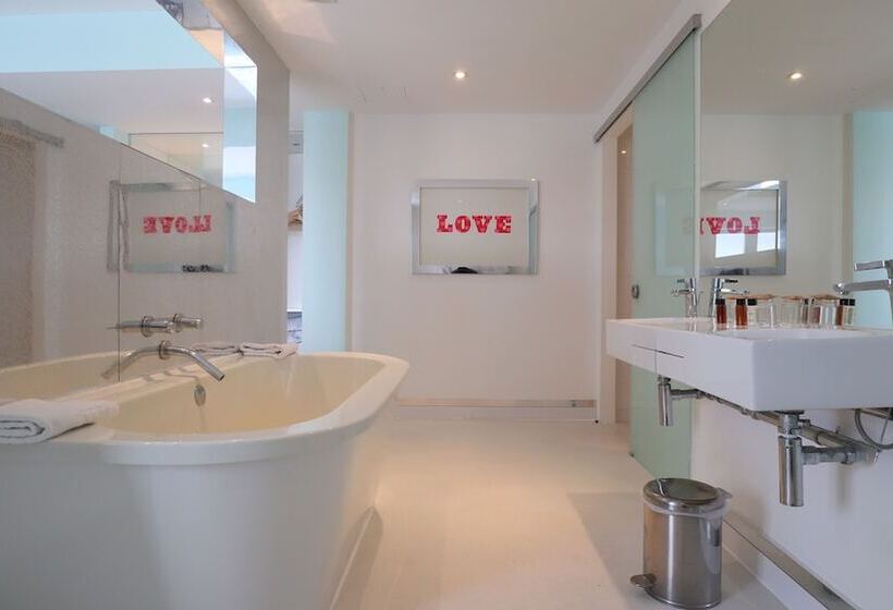 スイート, Citrus Hotel Cheltenham By Compass Hospitality