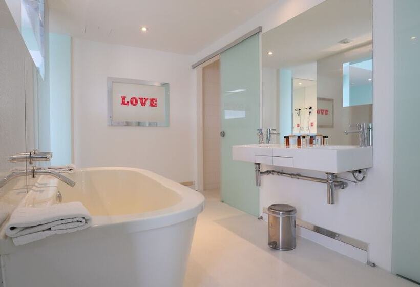 スイート, Citrus Hotel Cheltenham By Compass Hospitality