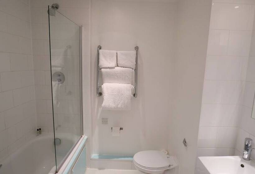 Люкс, Citrus Hotel Cheltenham By Compass Hospitality
