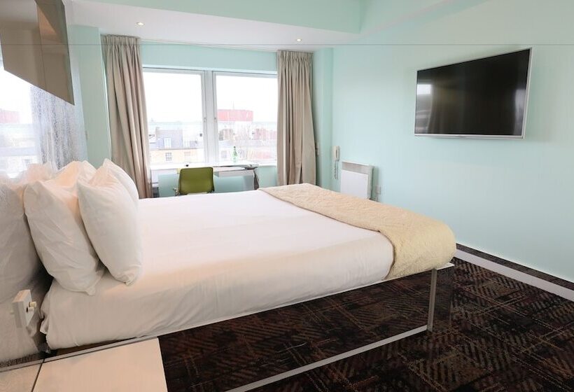 スイート, Citrus Hotel Cheltenham By Compass Hospitality