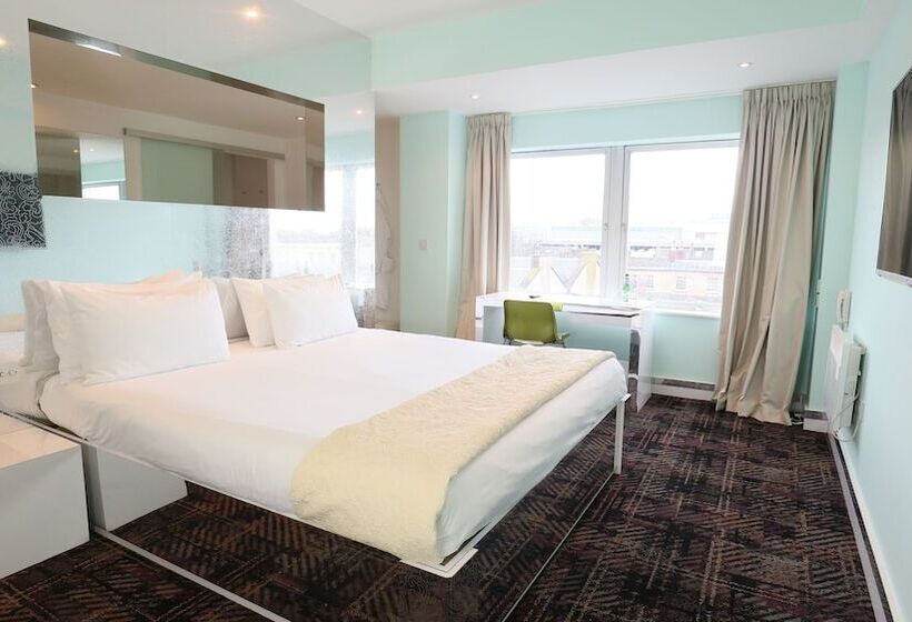 スイート, Citrus Hotel Cheltenham By Compass Hospitality