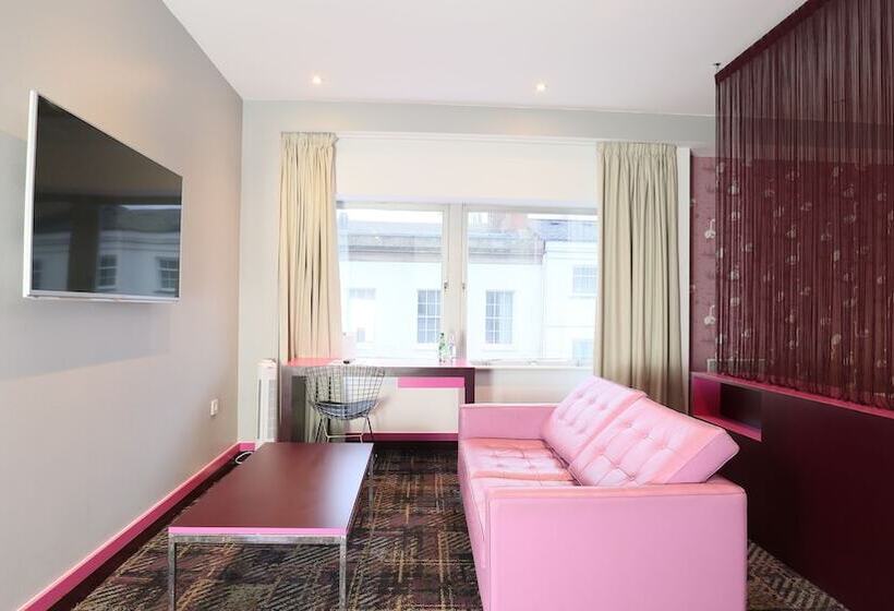 エクゼクティブスイート, Citrus Hotel Cheltenham By Compass Hospitality