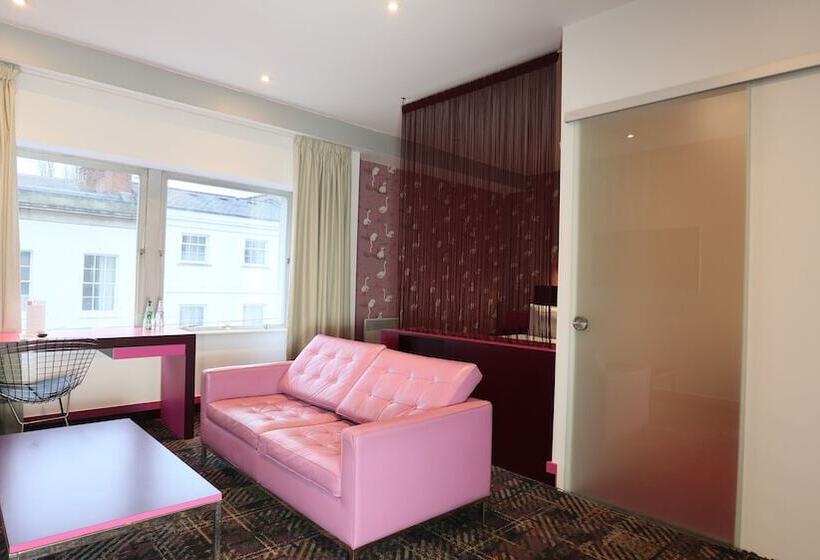 エクゼクティブスイート, Citrus Hotel Cheltenham By Compass Hospitality