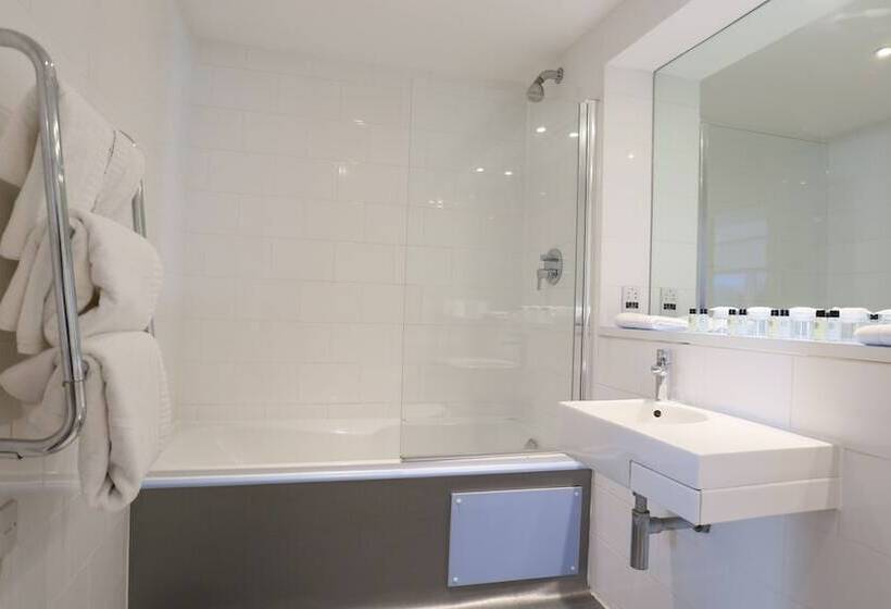 ファミリールーム, Citrus Hotel Cheltenham By Compass Hospitality