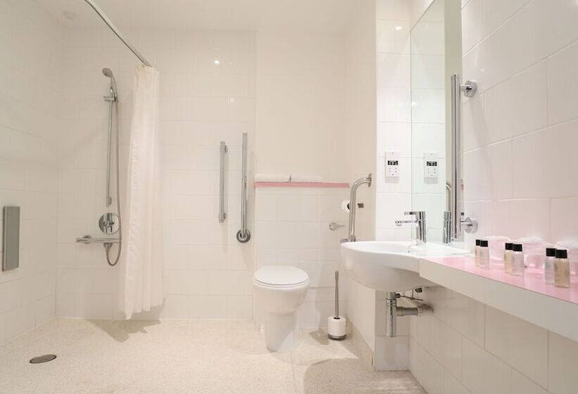 ファミリールーム, Citrus Hotel Cheltenham By Compass Hospitality