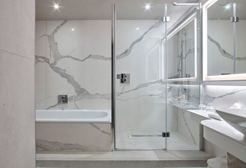 Номер Superior, Club Quarters Hotel Covent Garden Holborn, London