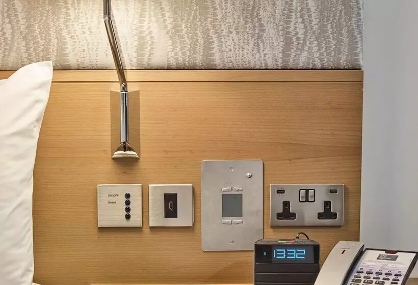 身障者適用スタンダードルーム, Club Quarters Hotel Covent Garden Holborn, London