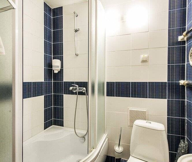 اتاق استاندارد یک نفره, Lipetsk