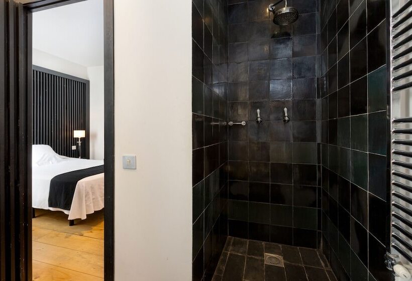 اتاق استاندارد یک نفره, Market