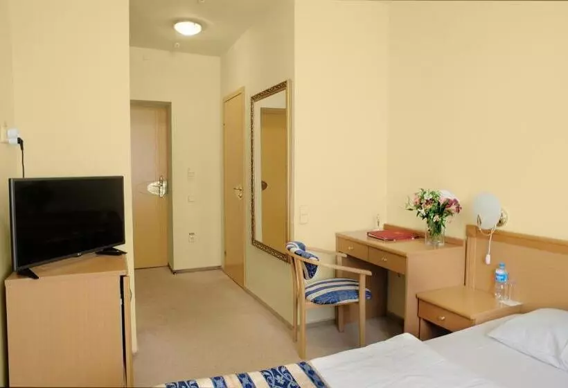 Standard-huone, Oscar